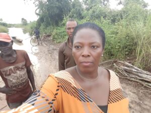Flood Sacks Enugu Community.